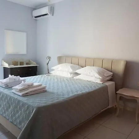 Denitas - Downtown Apartament *